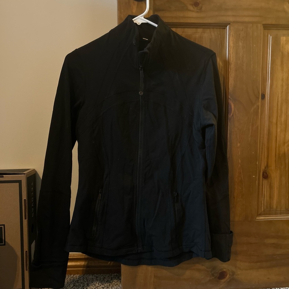 Lulu lemon size 8 black define jacket